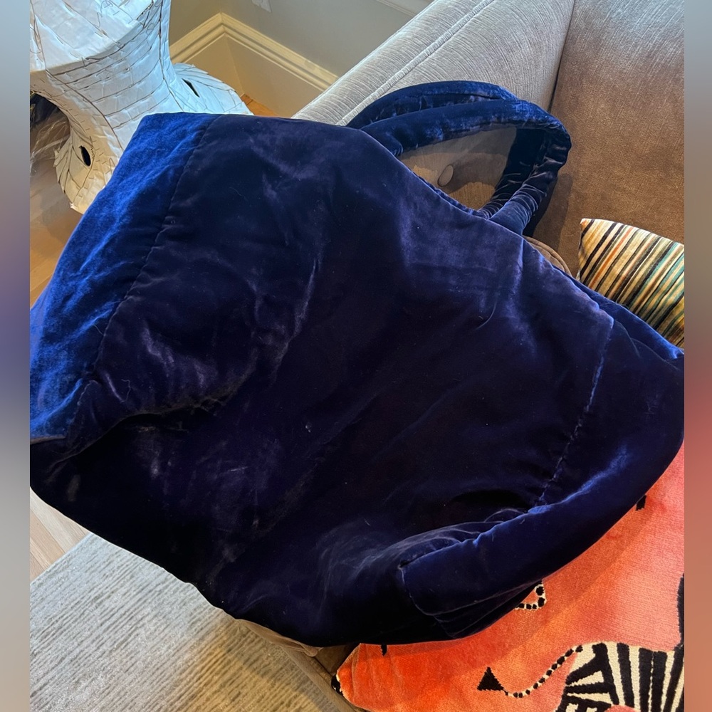 The vampire's wife Velvet Blue tote